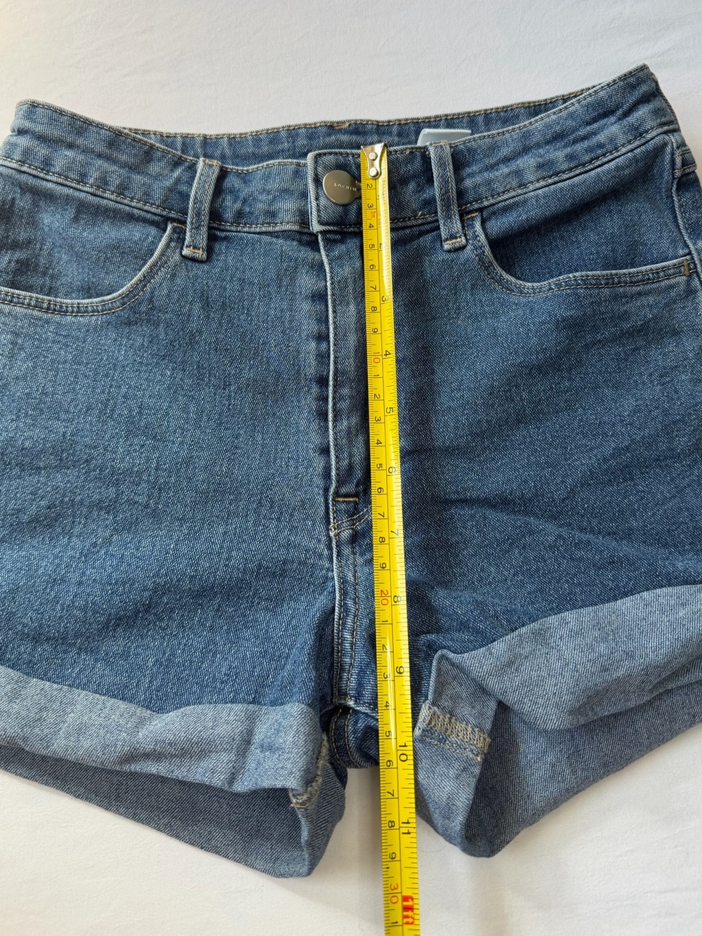 H&M jean shorts - Picture 2 of 5